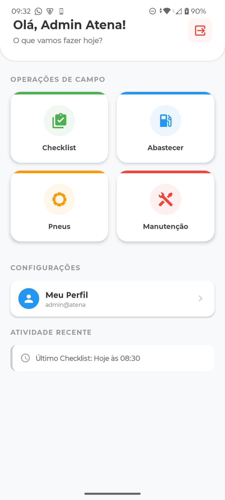Tela inicial do aplicativo Atena com checklist, abastecimento, pneus e manutenção